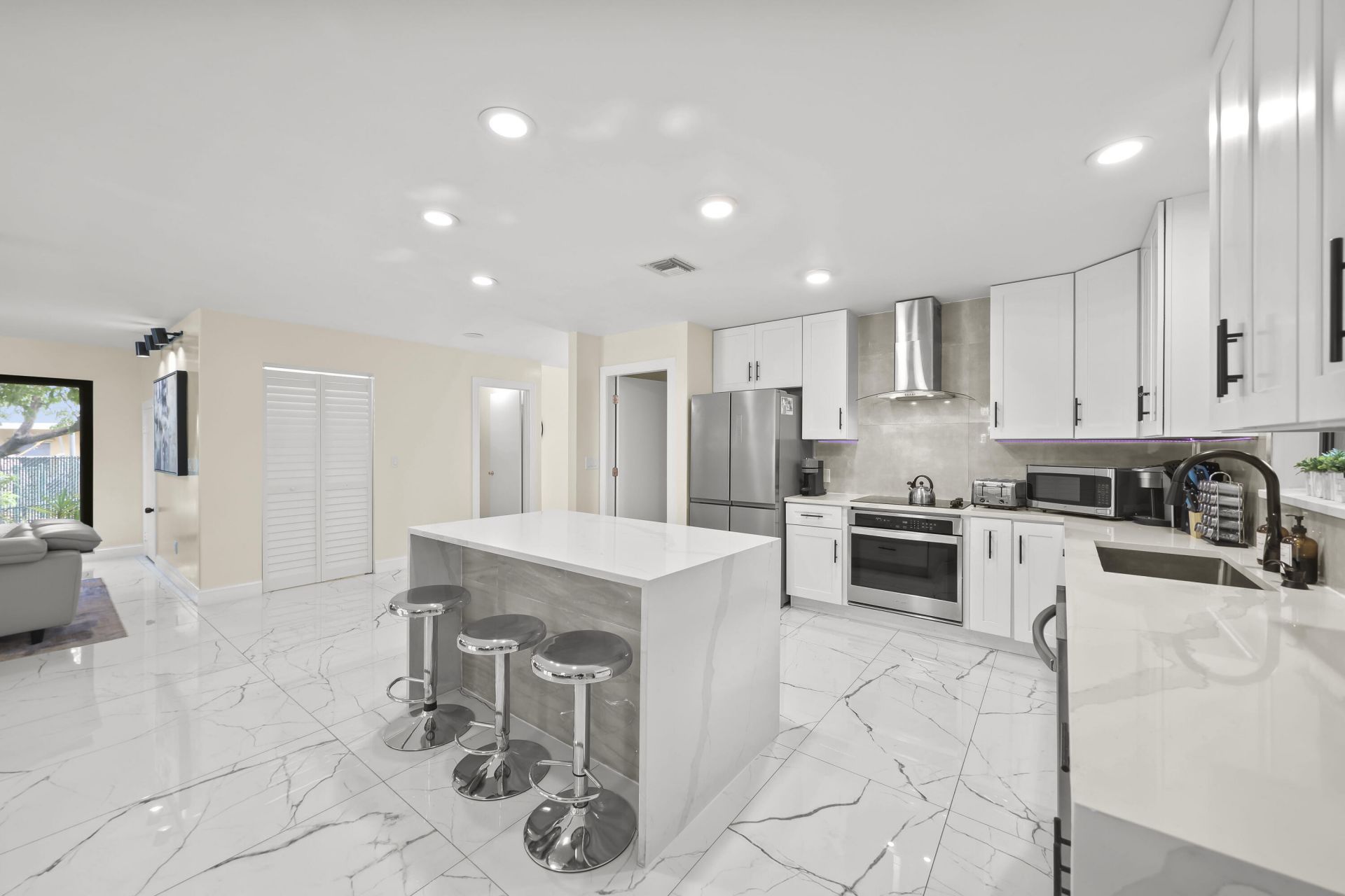 4406 SW 35th Avenue, Fort Lauderdale, FL 33312 Photo