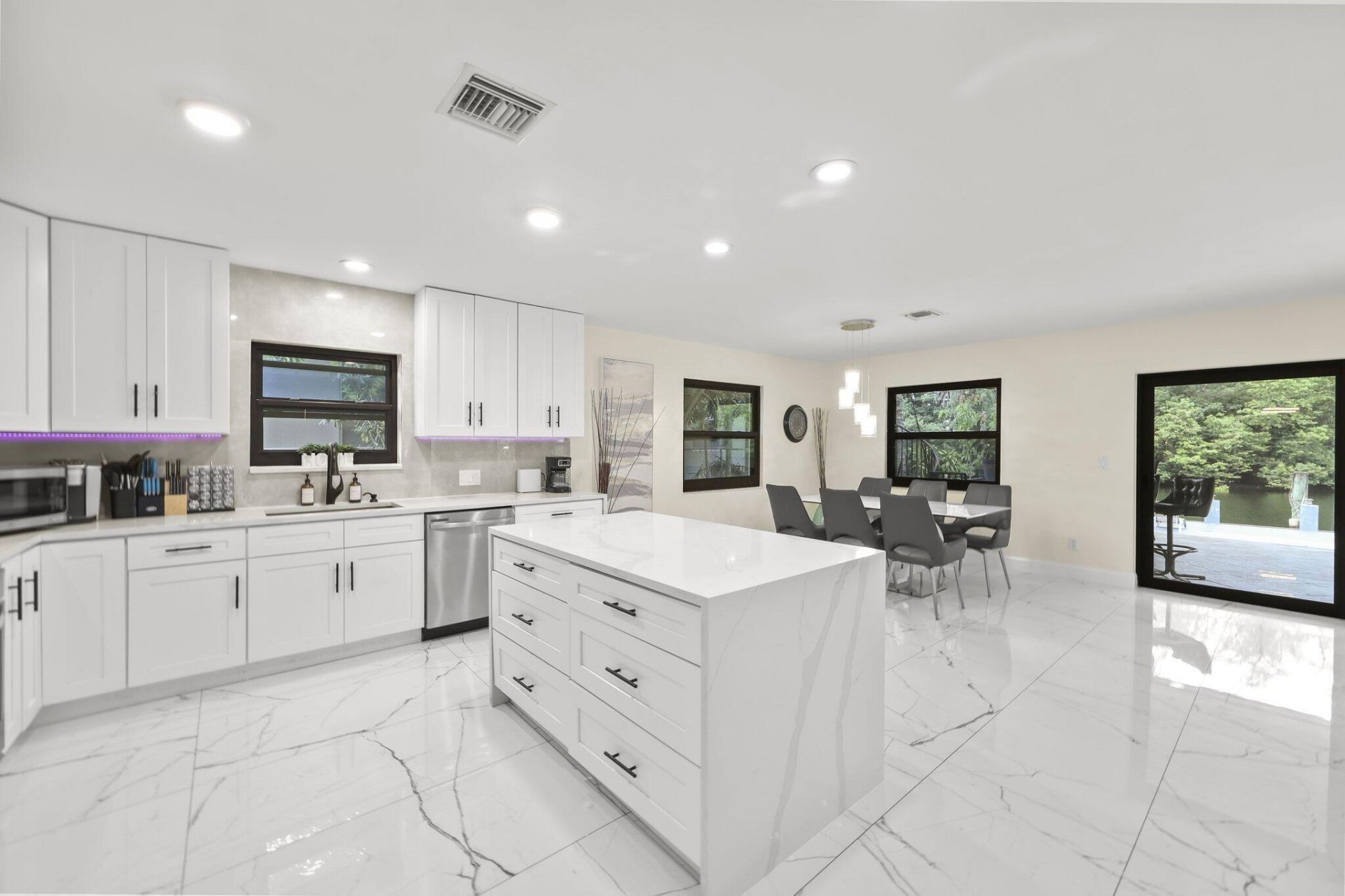 4406 SW 35th Avenue, Fort Lauderdale, FL 33312 Photo