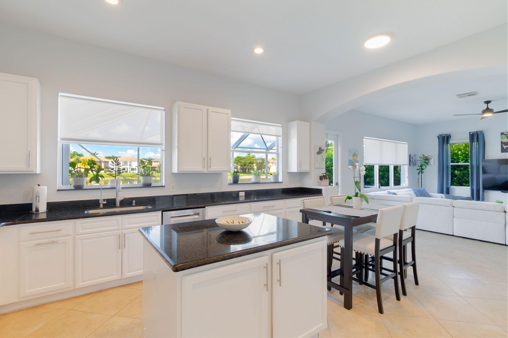 428 Cresta Circle, West Palm Beach, FL 33413 Photo