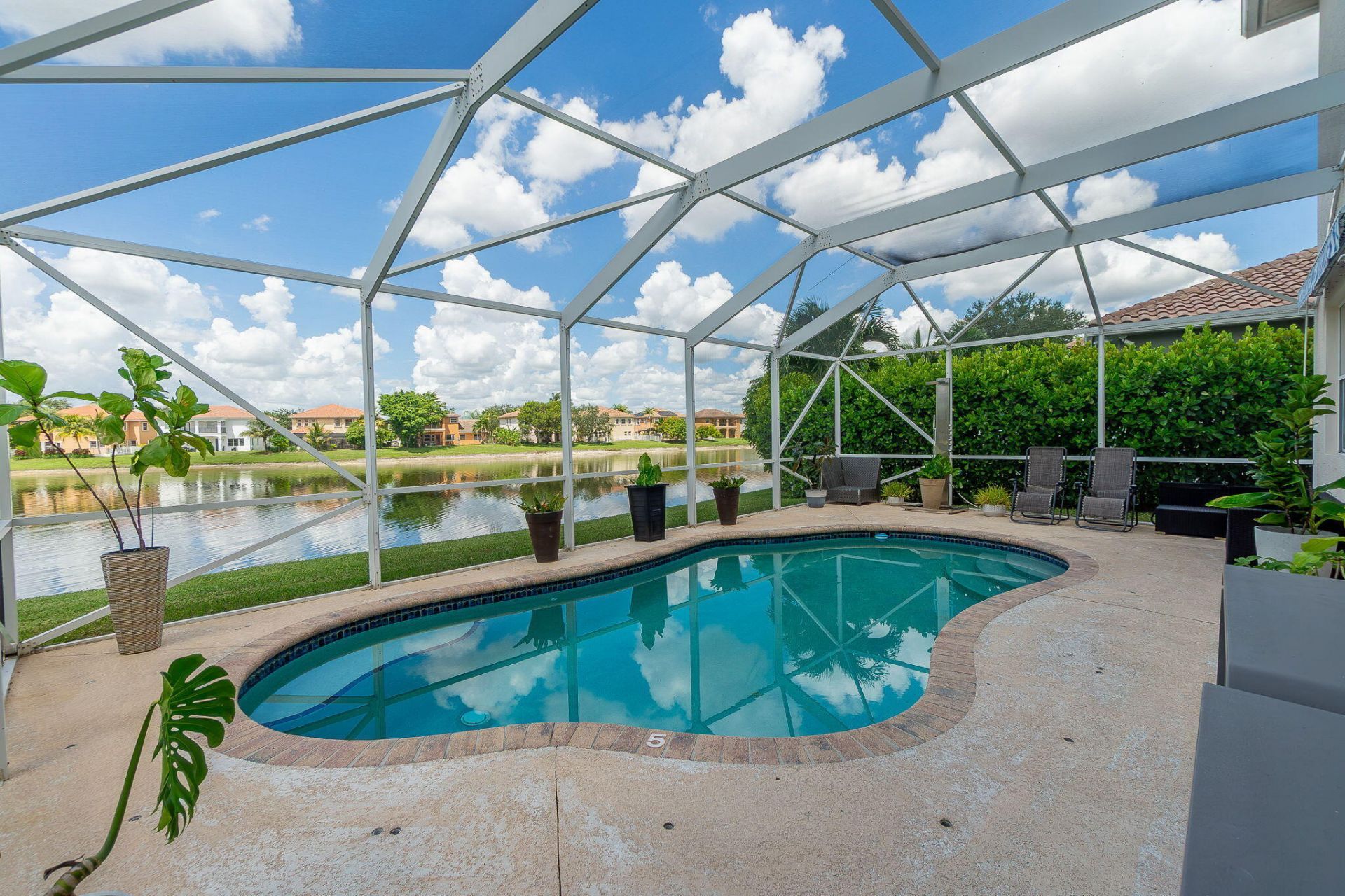 428 Cresta Circle, West Palm Beach, FL 33413 Photo