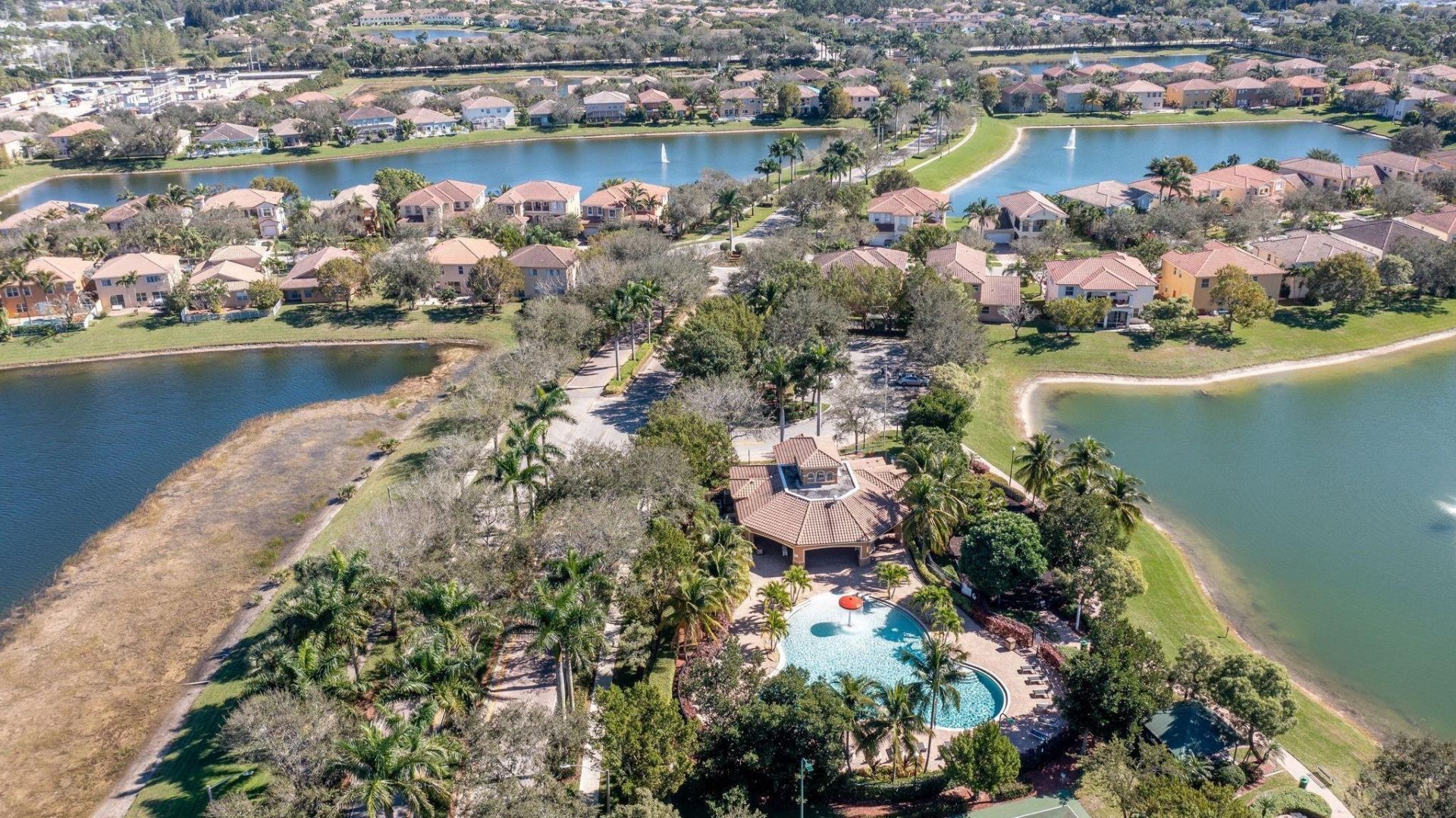 428 Cresta Circle, West Palm Beach, FL 33413 Photo