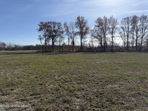 138 Coach House Loop , Bowling Green, OH 43402