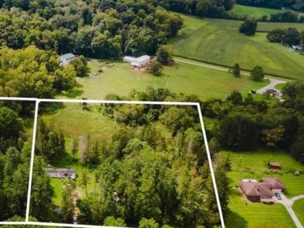 LOT 2 Millersburg Road , Howard, OH 43028