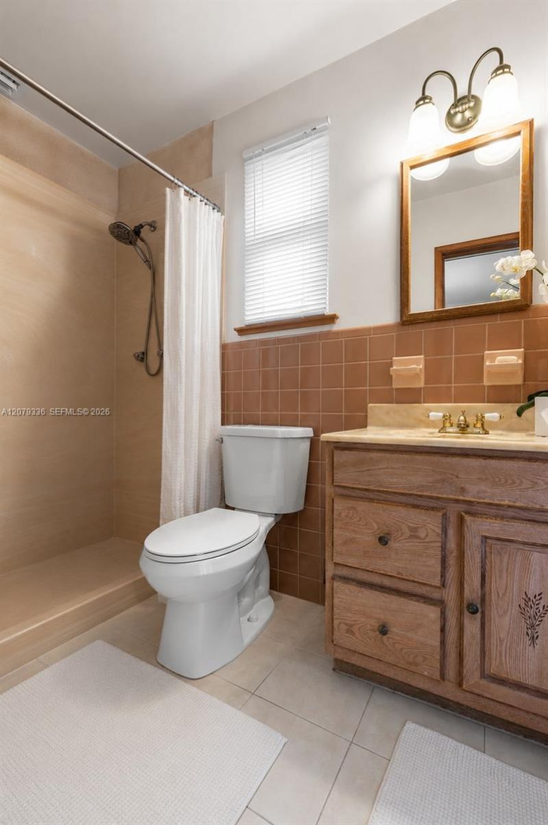 311 SW 70th Ter, Pembroke Pines, FL 33023 Photo