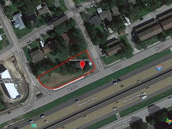 608 S Interstate 35 , New Braunfels, TX 78130