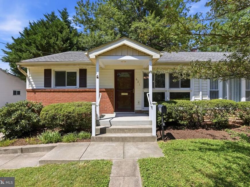 631 W Lynfield Drive, Rockville, MD 20850 Main Photo