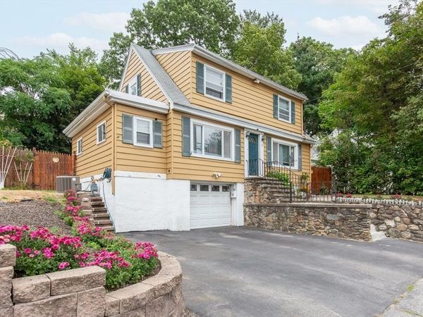 119 Lawrence St, Methuen, MA 01844