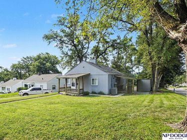 6795 Seward Street, Omaha, NE 68104