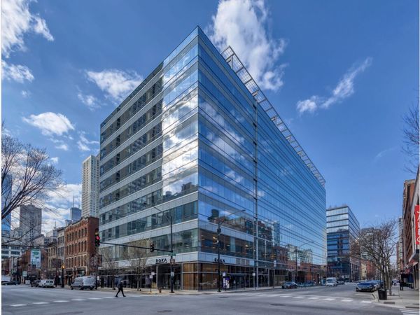 111 W Illinois Street , Unit 821, Chicago, IL 60654