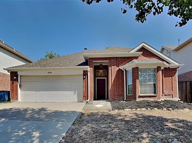 4733 Parkmount Drive, Fort Worth, TX 76137