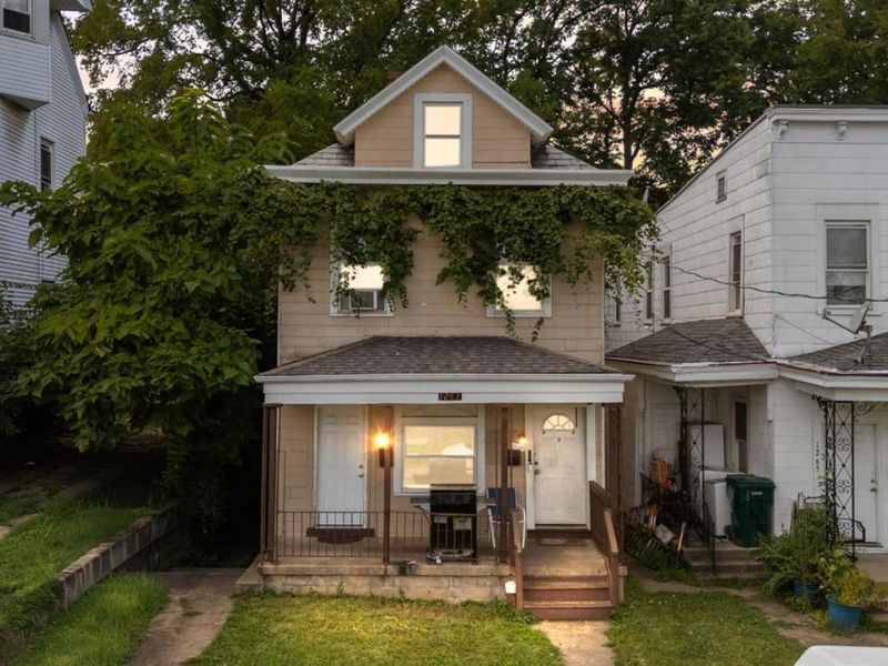 1263 Manss Avenue, Cincinnati, OH 45205 Photo 2