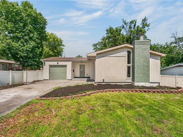 12204 E 46th Terrace, Independence, MO 64055