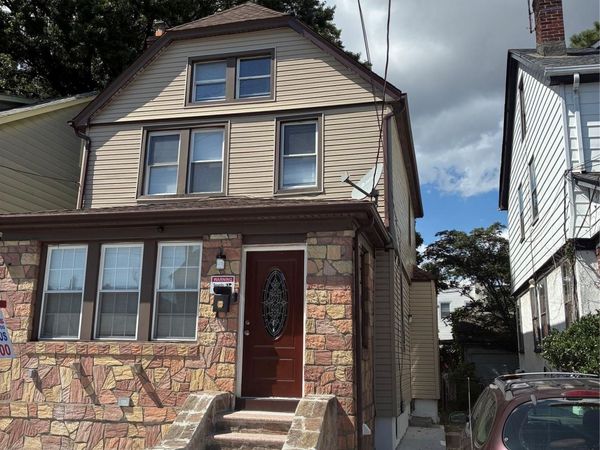 205-15 111TH AVE , Queens Village, NY 11412