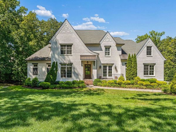 6732 Darden Pl , Nashville, TN 37205