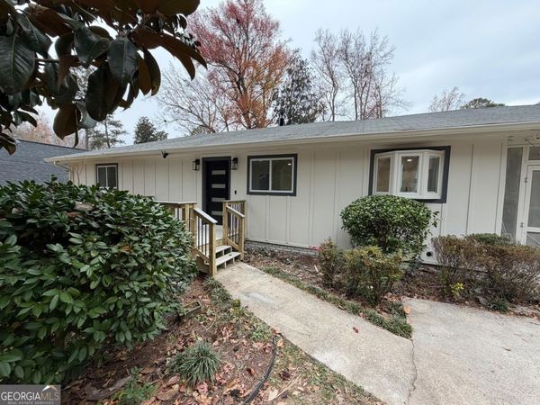 42 W Belle Isle Road NE, Atlanta, GA 30342