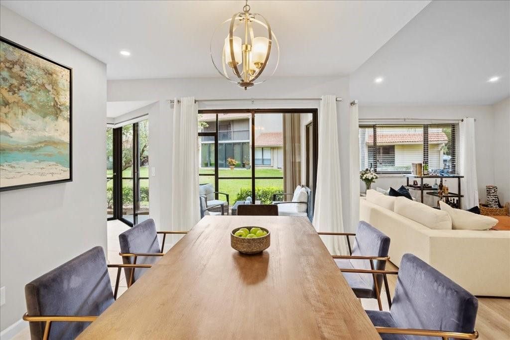 5670 Coach House Circle, Unit B, Boca Raton, FL 33486 Photo