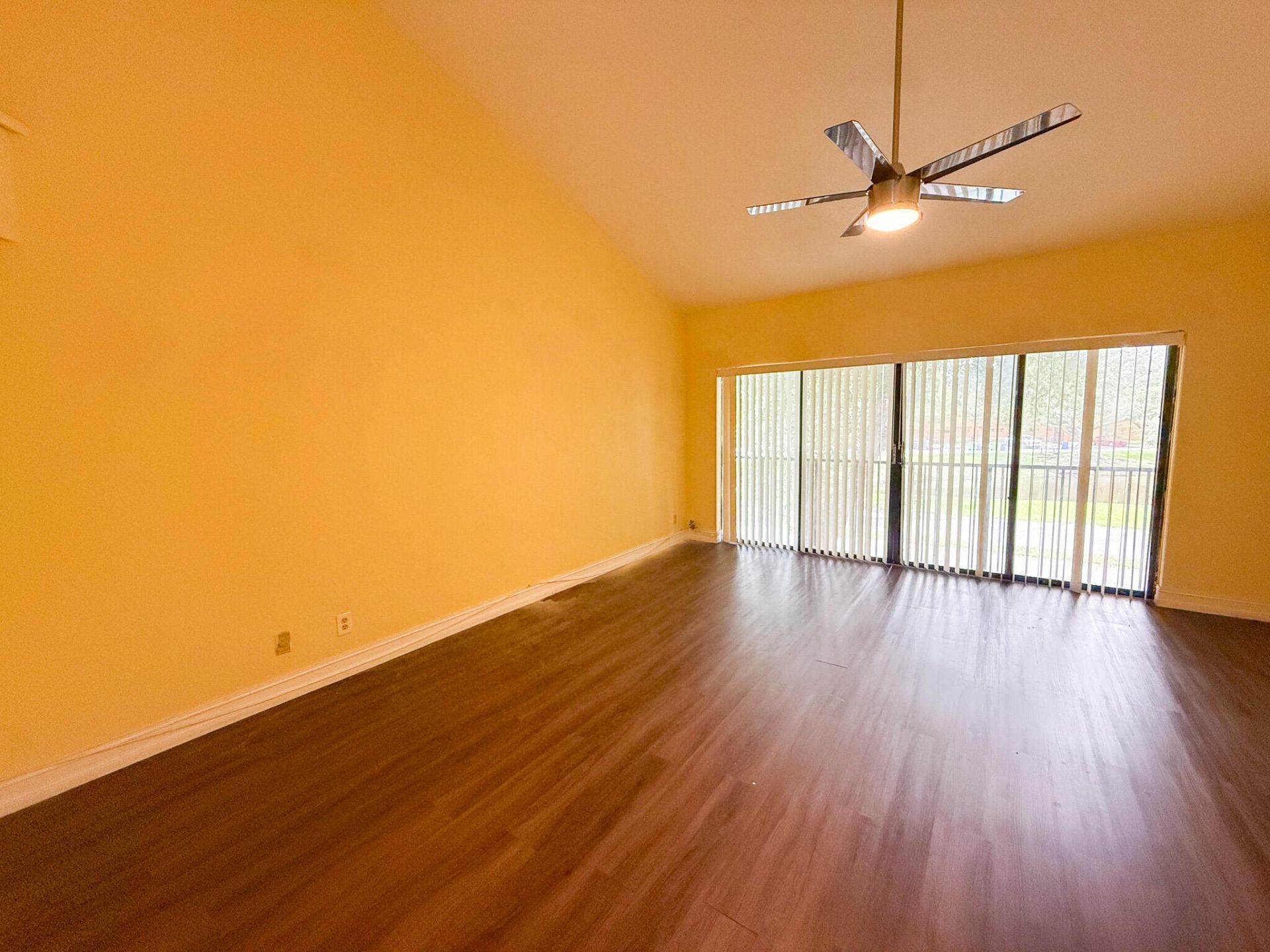 4567 NW 90th Avenue, Sunrise, FL 33351 Photo