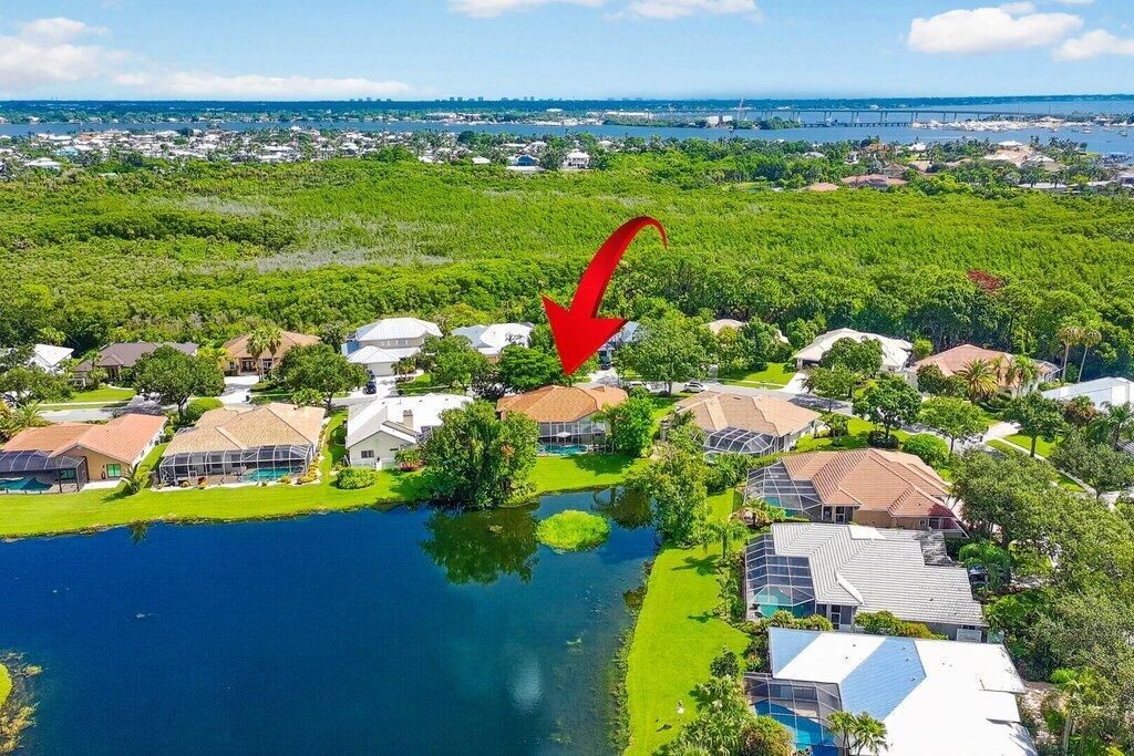913 SW Lighthouse Drive, Palm City, FL 34990 Photo
