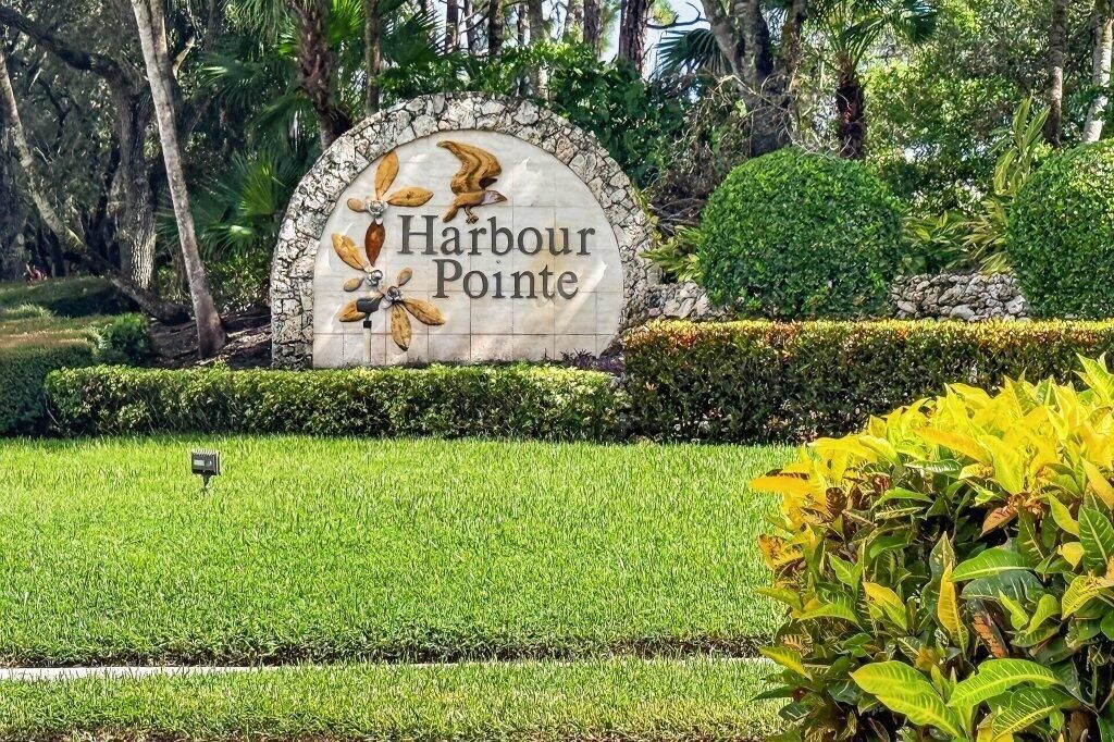 913 SW Lighthouse Drive, Palm City, FL 34990 Photo