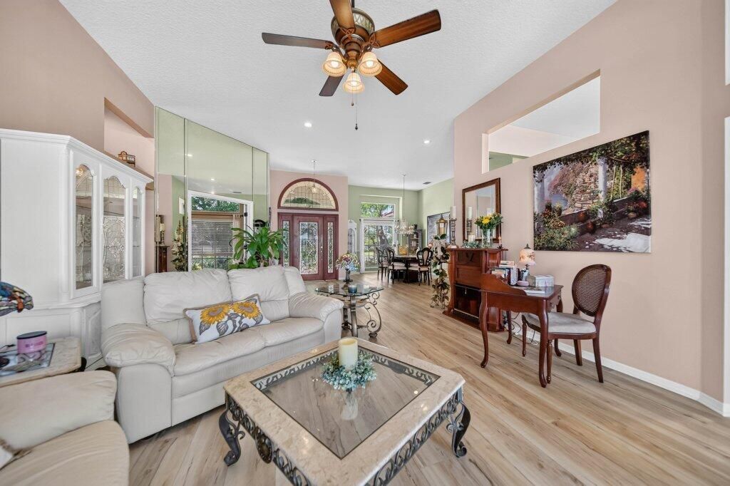 913 SW Lighthouse Drive, Palm City, FL 34990 Photo