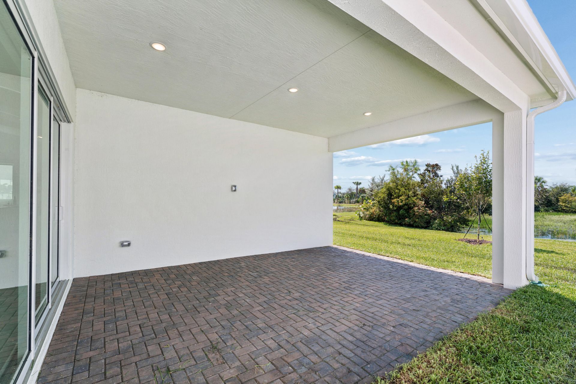 6810 SE Lost Pine Drive, Stuart, FL 34997 Photo