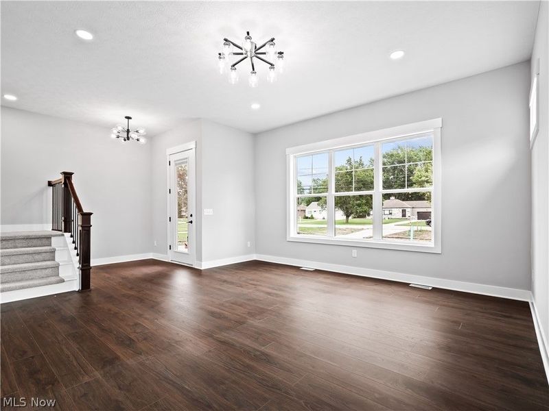 6774 Middlebrook Boulevard, Middleburg Heights, OH 44130 Photo 13
