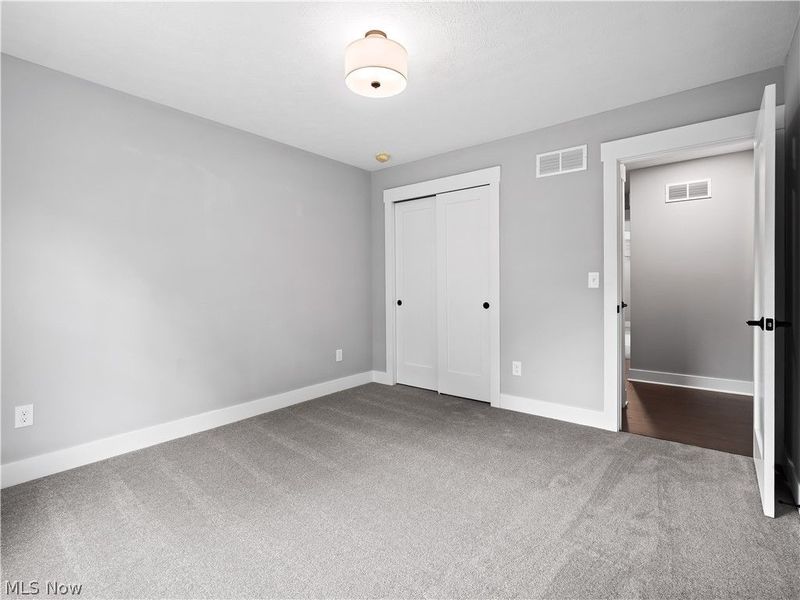 6774 Middlebrook Boulevard, Middleburg Heights, OH 44130 Photo 41