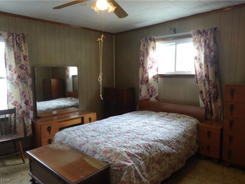 56505 Boyd Avenue, Bridgeport, OH 43912 Photo 8