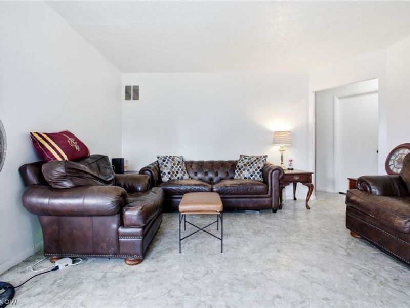 4320 E 173rd Street, Cleveland, OH 44128 Photo 12