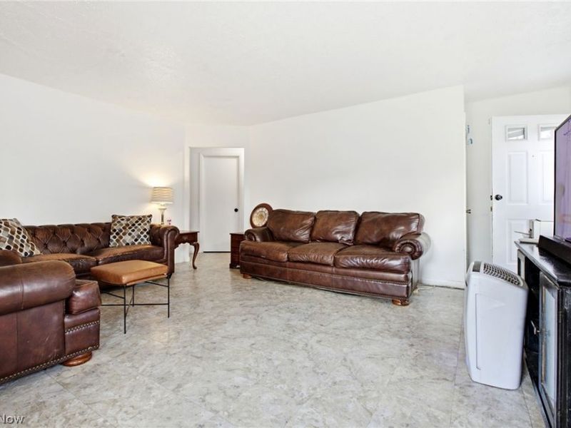 4320 E 173rd Street, Cleveland, OH 44128 Photo 13