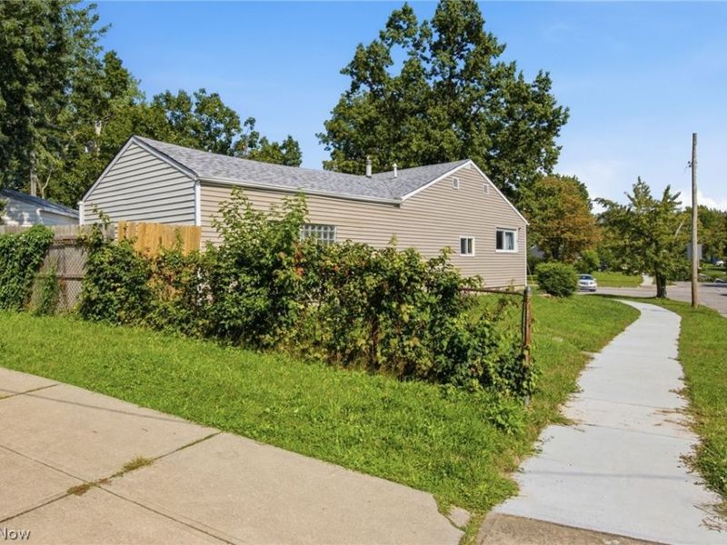 4320 E 173rd Street, Cleveland, OH 44128 Photo 39