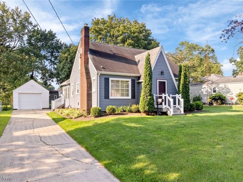 164 Maplecrest Street SW, North Canton, OH 44720 Photo 3