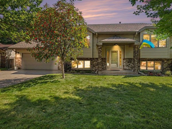 5624 Pascal Street, Shoreview, MN 55126