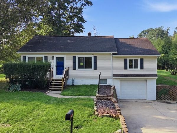 906 Duke Ave, Mansfield, OH 44905