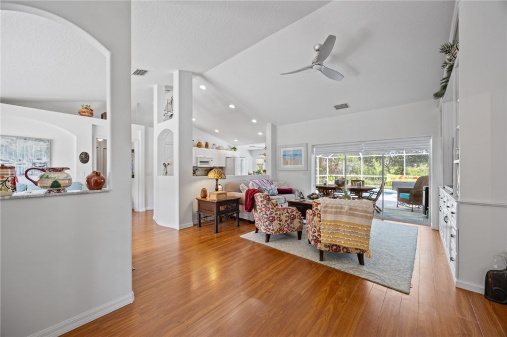 109 Thunderbird Drive, Sebastian, FL 32958 Photo