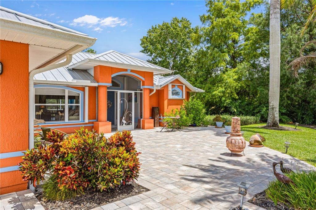 109 Thunderbird Drive, Sebastian, FL 32958 Photo