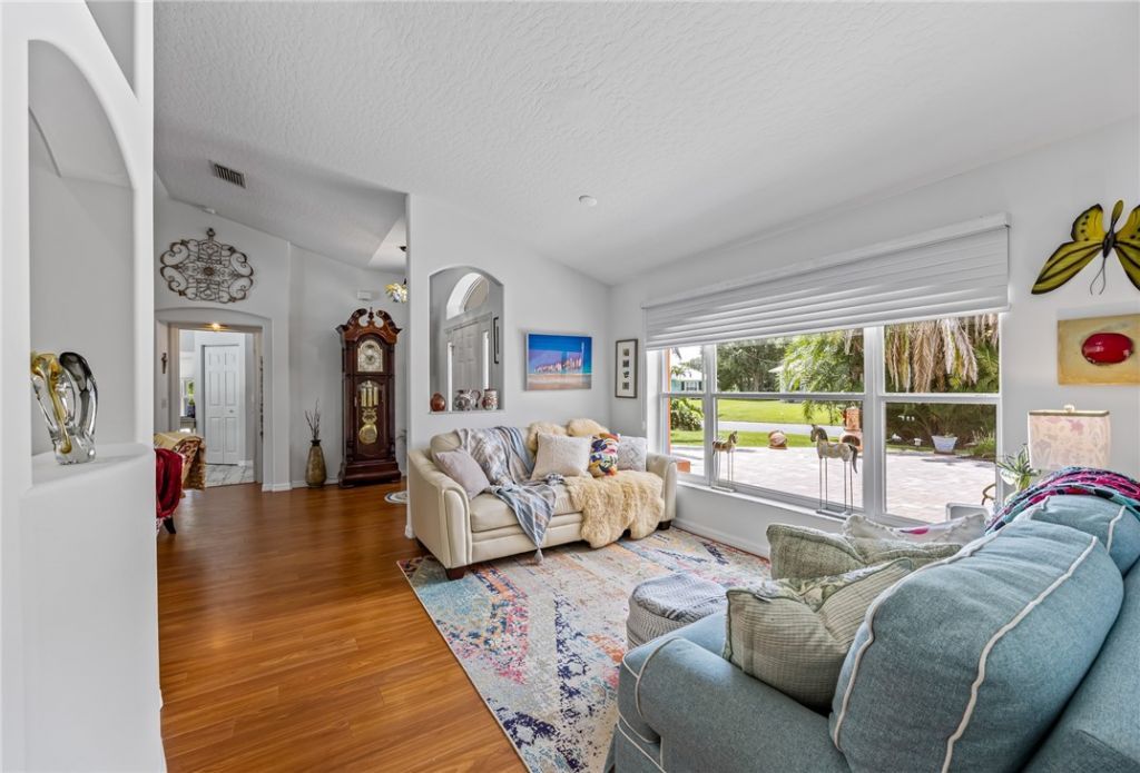 109 Thunderbird Drive, Sebastian, FL 32958 Photo