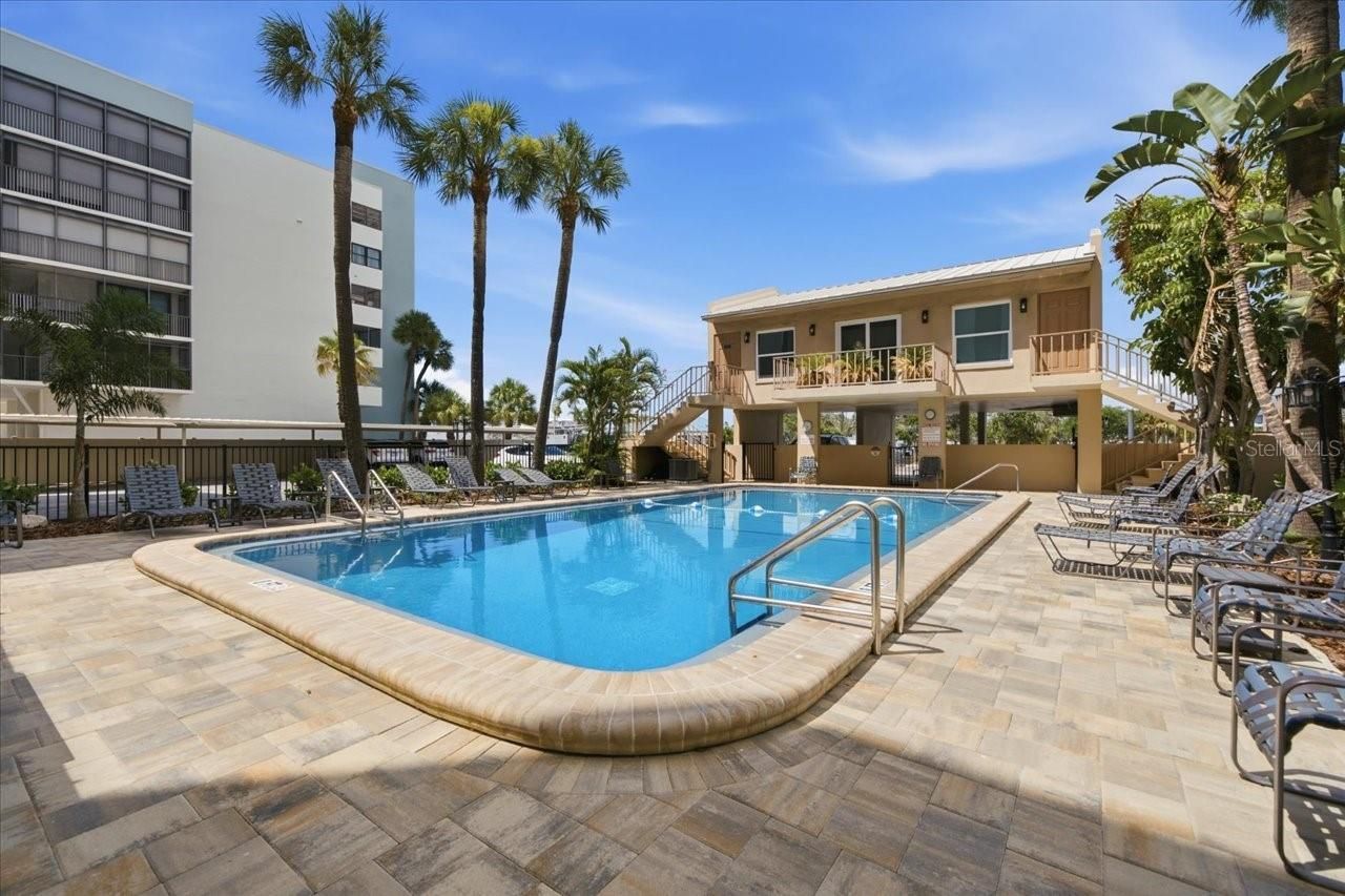 14800 Gulf Boulevard, Unit 207, Madeira Beach, FL 33708 Photo
