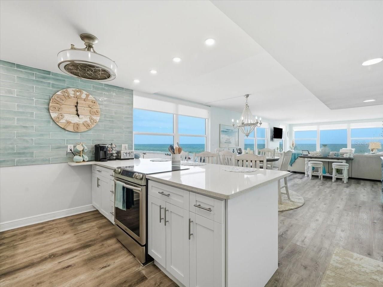14800 Gulf Boulevard, Unit 207, Madeira Beach, FL 33708 Photo
