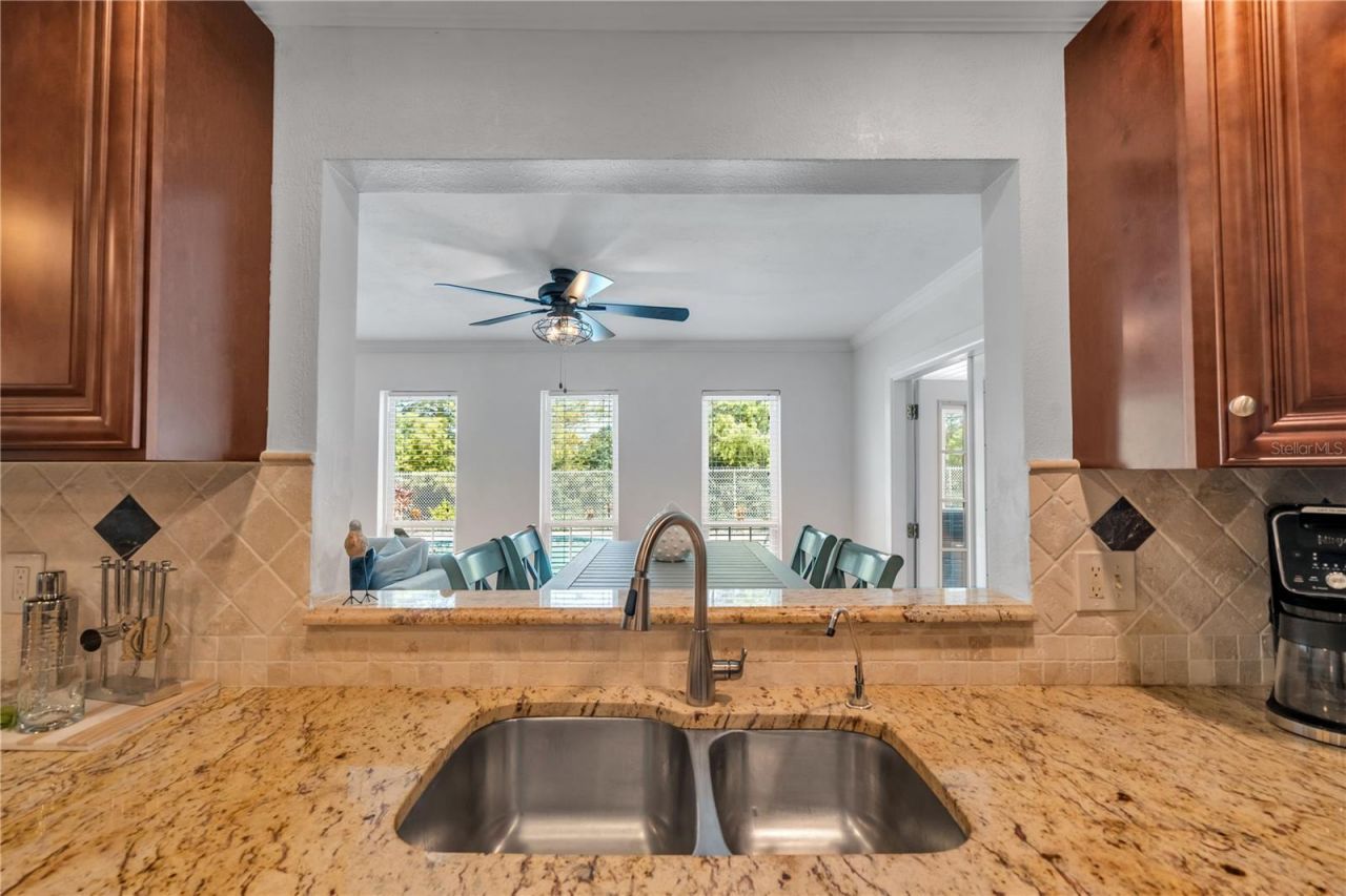 13347 88th Place, Seminole, FL 33776 Photo