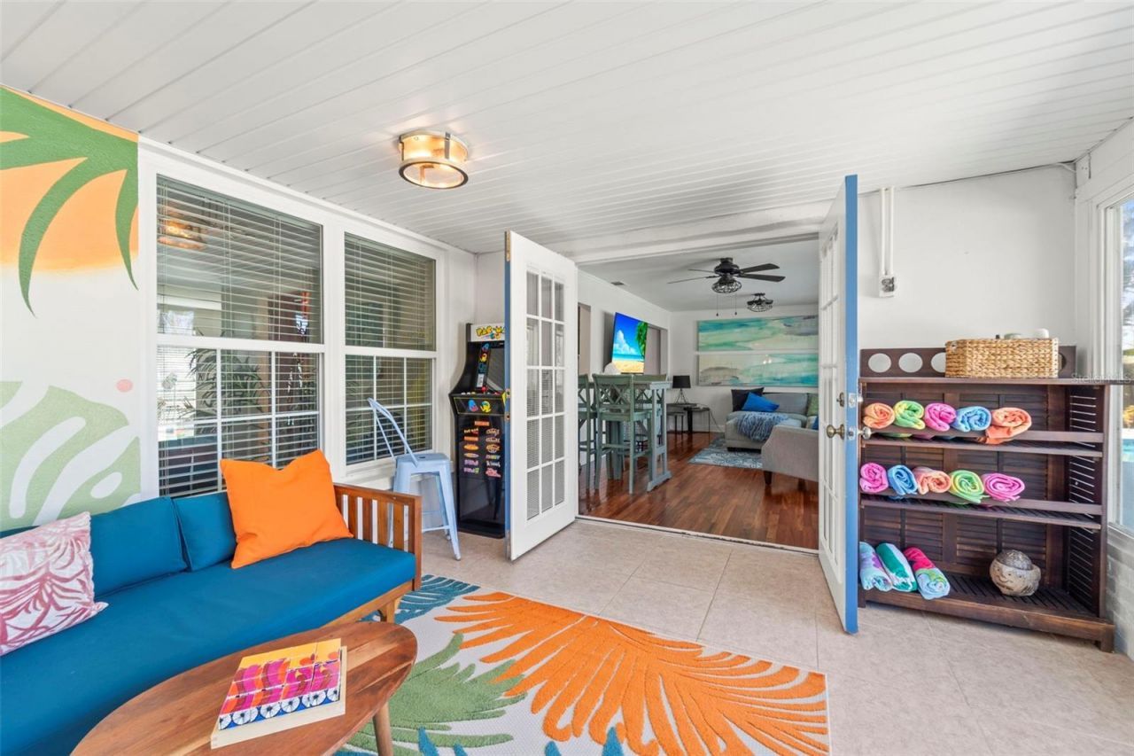13347 88th Place, Seminole, FL 33776 Photo