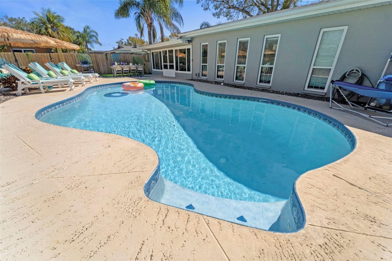 13347 88th Place, Seminole, FL 33776 Photo