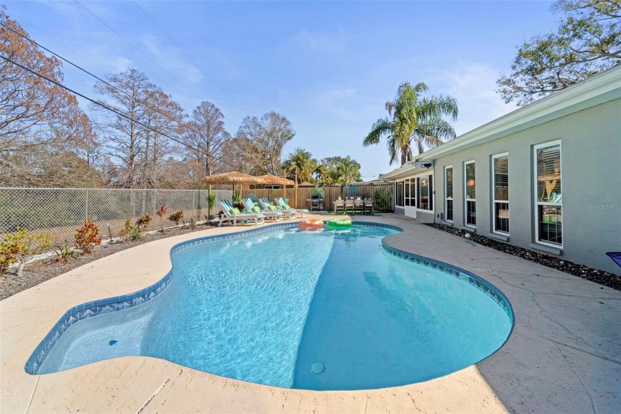 13347 88th Place, Seminole, FL 33776 Photo