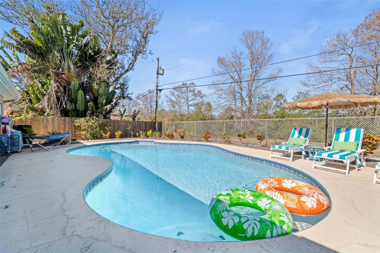 13347 88th Place, Seminole, FL 33776 Photo