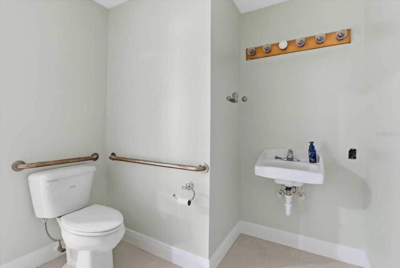 50 Diana Street , Inglis, FL 34449 Photo