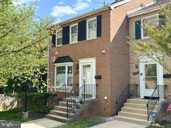 10937 AMHERST AVENUE , Unit 8, SILVER SPRING, MD 20902