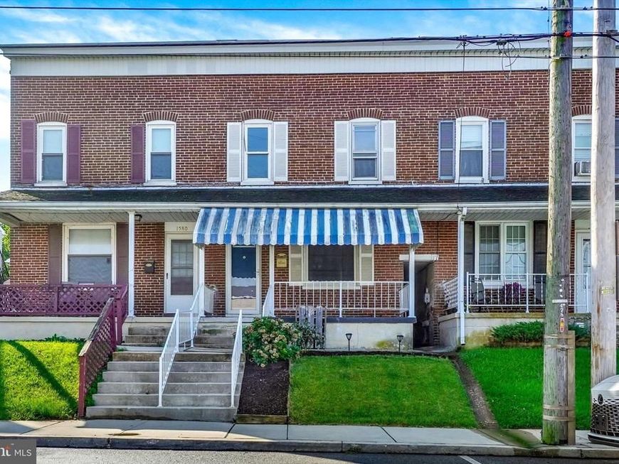 1582 W King Street, York, PA 17404 Main Photo
