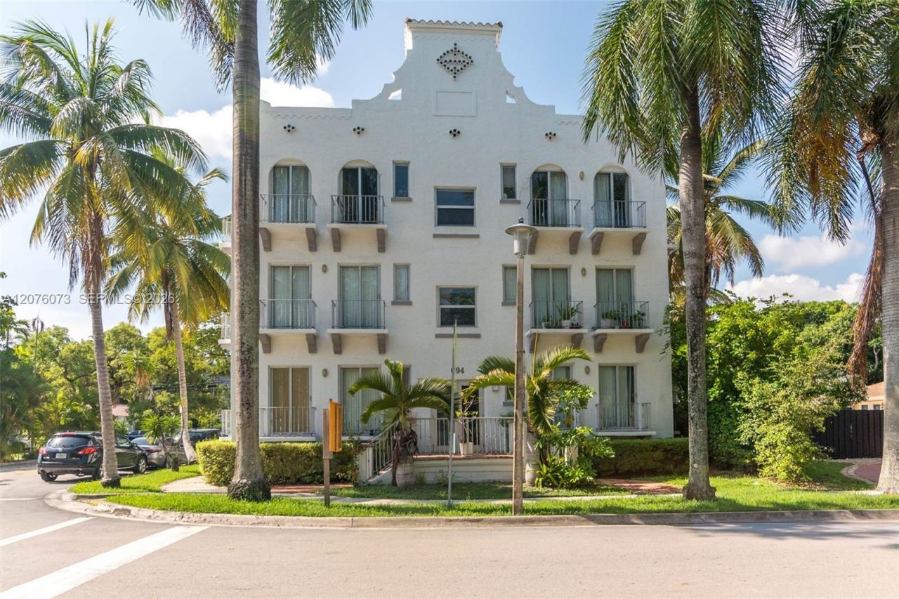694 NE 76th St , Unit 3, Miami, FL 33138 Photo