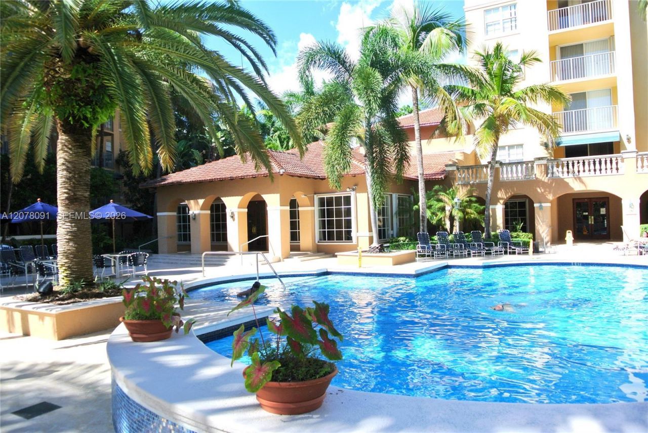 19901 E Country Club Dr, Unit 2405, Aventura, FL 33180 Photo