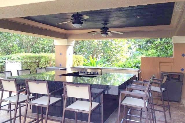 19901 E Country Club Dr, Unit 2405, Aventura, FL 33180 Photo